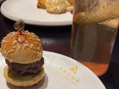 -洛缦音乐餐厅(工业展览馆万象城店)