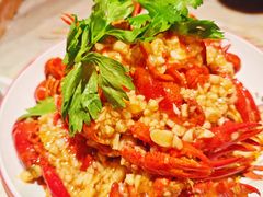 -老街烧烤大排档·地道湖北菜·龙虾馆(汉口火车站店)