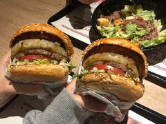 火烤双层牛肉特堡-The Habit Burger Grill 哈比特汉堡(复兴soho店)