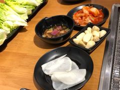 -肉甲韩国木炭烤肉(新壹街1店)