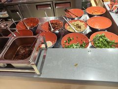 -鹤江桥·红油牛肉粉(SKP店)