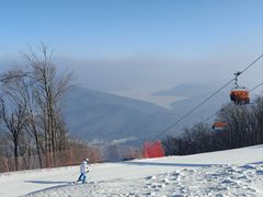 -中旅松花湖滑雪场