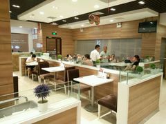 大堂-嘉和一品粥(首经贸店)