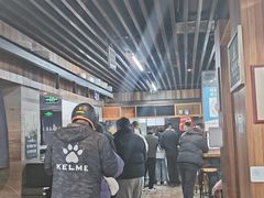 -亮亮面馆(经六路店)