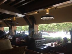 靠窗位-南都咖啡西餐厅(吉厦村店)