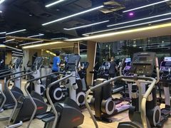 -威克健身游泳(万菱汇店)
