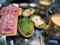 -慢丽江·云南野生菌土鸡锅(西山店)