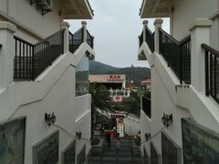 -亚龙湾亚泰商业街