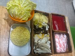 -菌小白·野生菌火锅(时尚天河店)