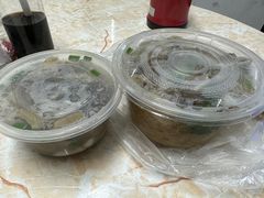 招牌牛羊杂汤-牛师傅广式药膳牛骨汤美食(江南西店)