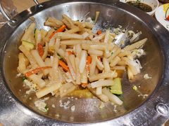 -小鱼小牛·鱼牛干锅·脆鱼火锅(世欧广场店)