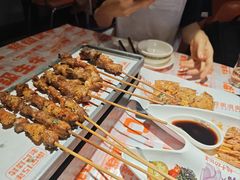 招牌肥牛串-威记烧嘢·南宁烧烤·超级生牛(绿地店)