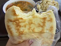 油旋的馍-龙门李家三旦羊肉汤馆