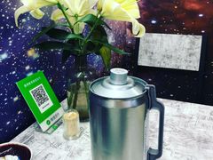 -臻鲜燕海鲜融合餐厅(金陵style店)