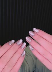 -情同手足美甲美睫
