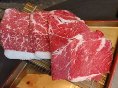 -铭牛烧肉·和牛海鲜自助(高新月牙湖店)