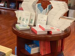 -果戈里书店