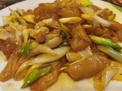 -闯关东东北农家菜(崂山石老人店)