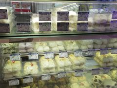 -白玉兰食品甜凤店(合生汇店)