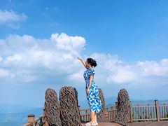 -浙东第一尖雪山欢乐谷