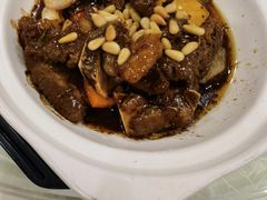 松子生炒牛仔骨-亮庆餐厅·粤菜·早茶(篁庄店)