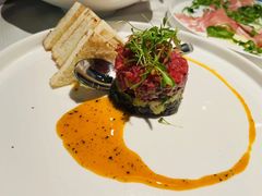 牛肉塔塔配牛油果黑橄榄酱-Solo(衡山路店)