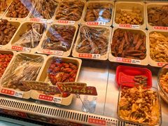 -绝味鸭脖(龙阳路生活广场店)