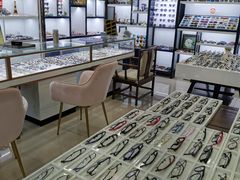 -三叶眼镜城·好视力眼镜店