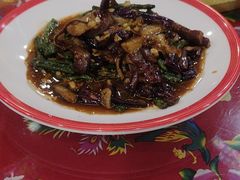 -闯关东东北农家菜(崂山石老人店)
