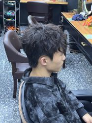 点击看大图 -藤野造型专业烫染接发