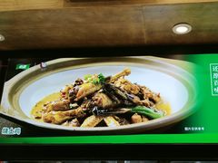 -黄泥岗·地道湖北菜(奥特莱斯店)