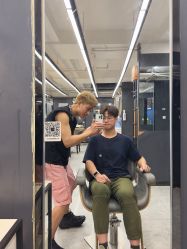 -藤野造型烫发染发