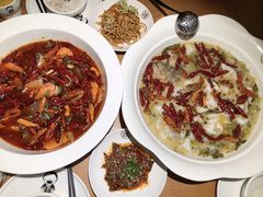-江渔儿酸菜鱼(映月湖环宇城店)