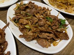 传统烤羊肉-炙热童年·老北京炙子烤肉(南锣鼓巷店)