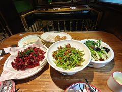 -新白鹿餐厅(银泰西湖文化广场店)