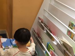 -红黄蓝成长中心•婴幼儿早教•托育(南山京基百纳广场店)