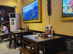 -富正毅三下锅·湘西韵味(天门山索道店)