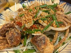 -Cuc Gach Quan Restaurant