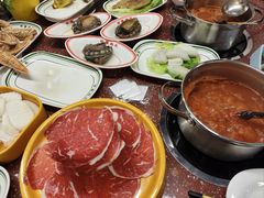 -四囍码头海鲜烧烤自助火锅(外滩南京东路悦荟广场店)