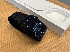 -Apple零售店(华贸购物中心店)