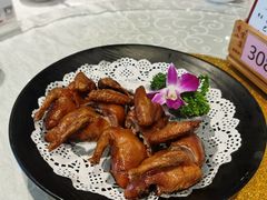 妙龄乳鸽-香山家宴