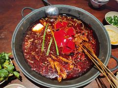 -四小区火锅·巷子里的重庆火锅(花照壁店)