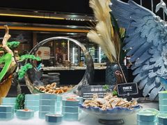 -钱小奴海鲜自助黑金店(杭州滨江龙湖店)