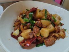 吃饵块的烧鸡-隔壁老王·家常云南菜(花巷店)