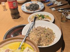 -头上红煨盐鸡·非遗院子餐厅