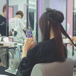 -SWANK SALON