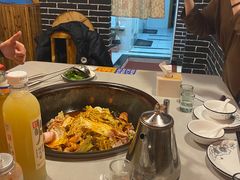 -小火炕铁锅炖鱼