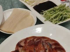 新雅片皮鸭-新雅粤菜馆(南京东路店)