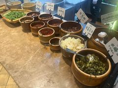 -云阿蛮云南生烫牛肉米线(奉贤路店)