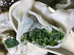 上海荠菜肉馄饨-玖鲜小笼(中山广场店)